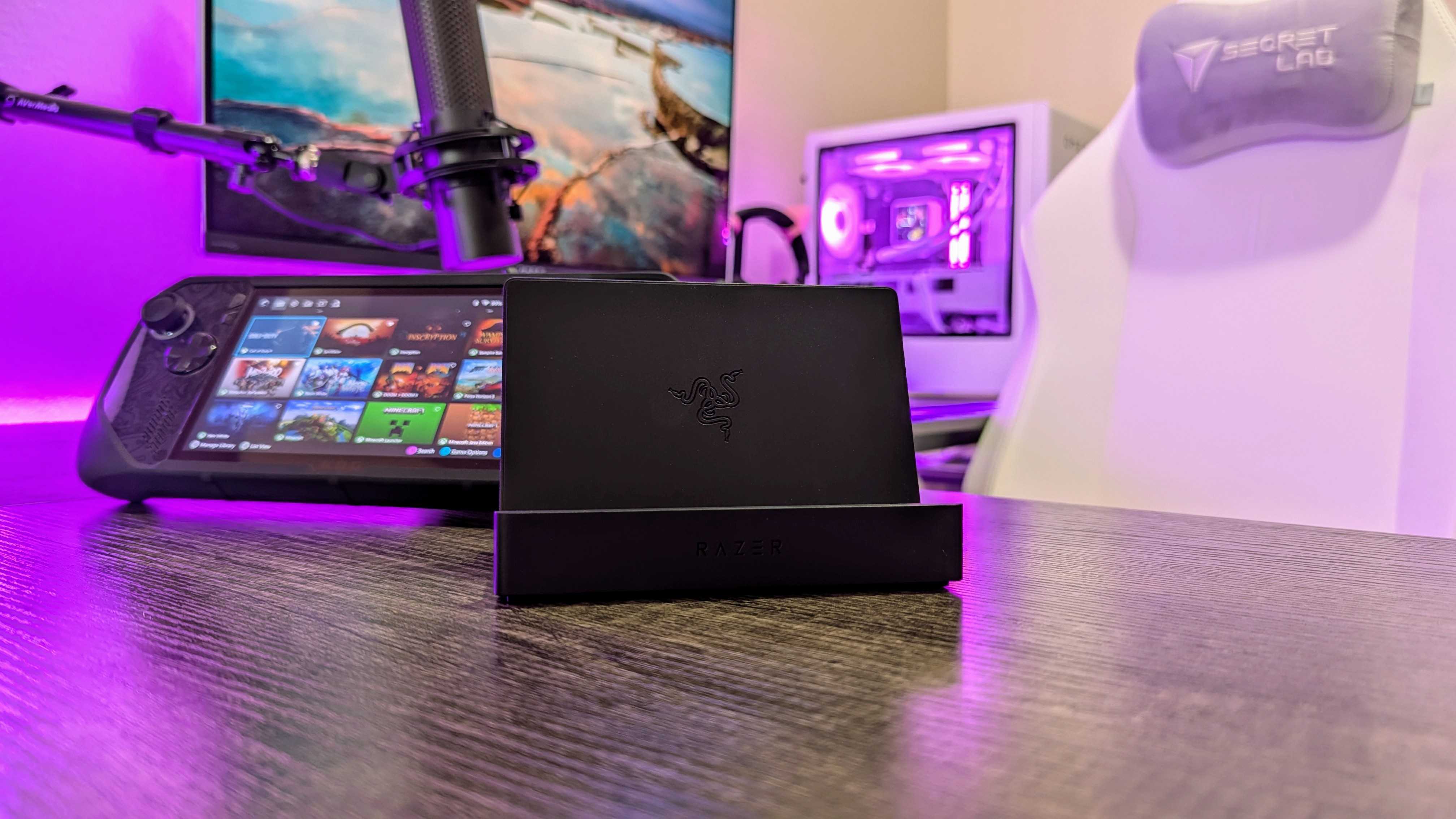 Razer El Dock Chroma'nın görüntüsü.