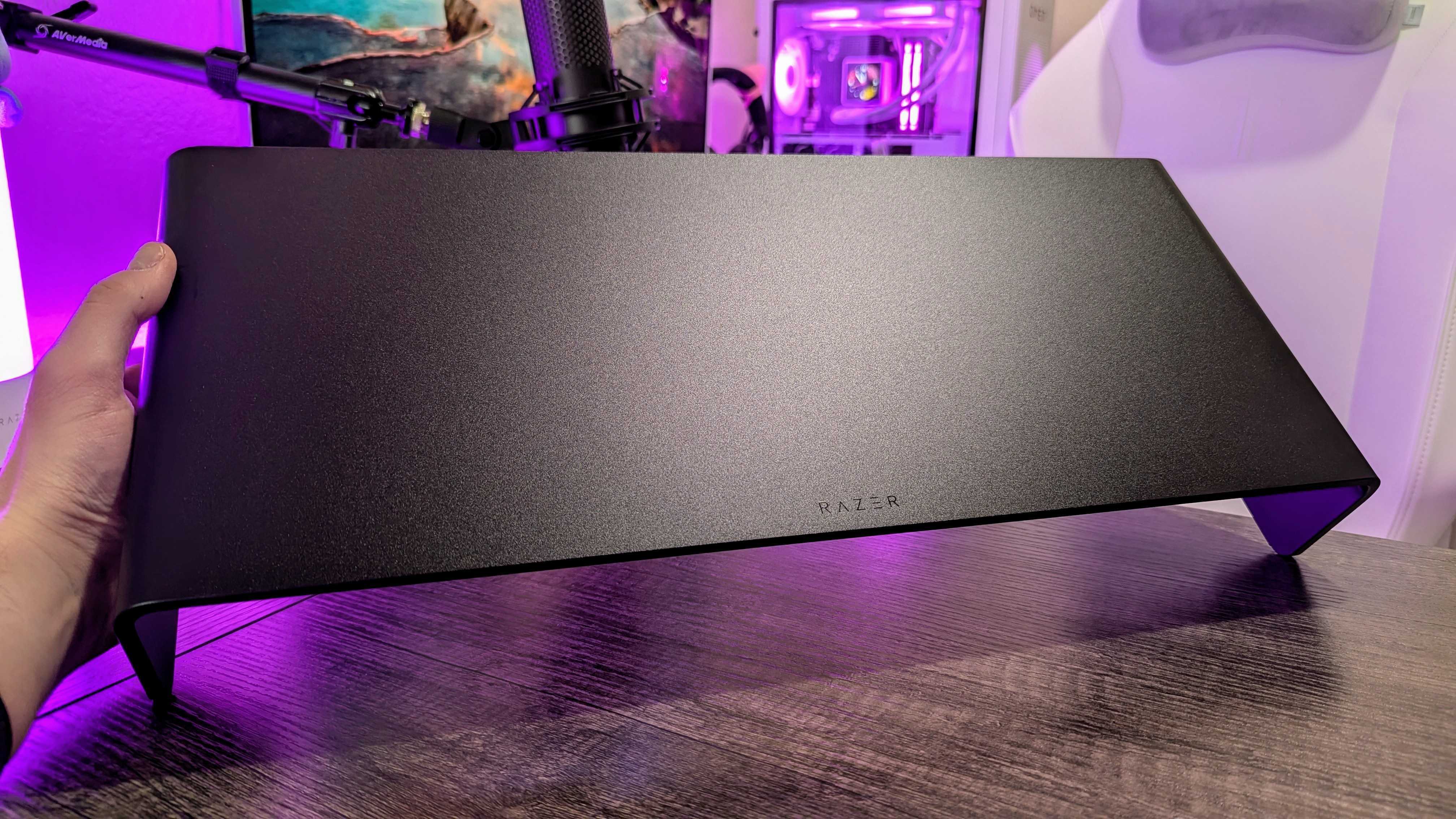 Razer Monitör Stand Chroma.