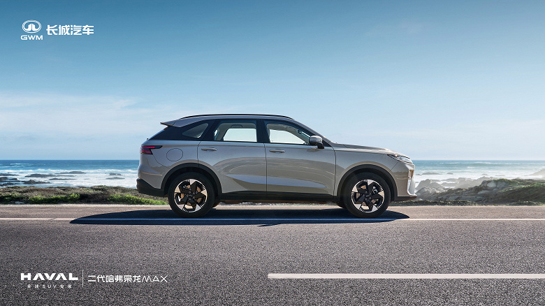 Bu yeni Haval F8 olacak. Rusya'da görünmesi gereken crossover'ın resmi fotoğrafları yayınlandı