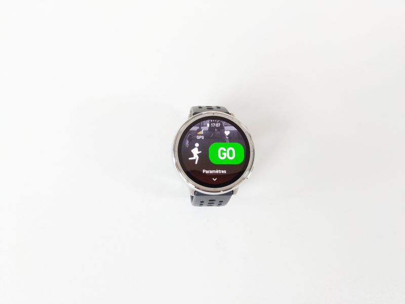 Amazfit Active 2 Sports Watch, Dış Dış Modunda Kayıt İçin Hazır, 2025, Ph. Moctar Kane.