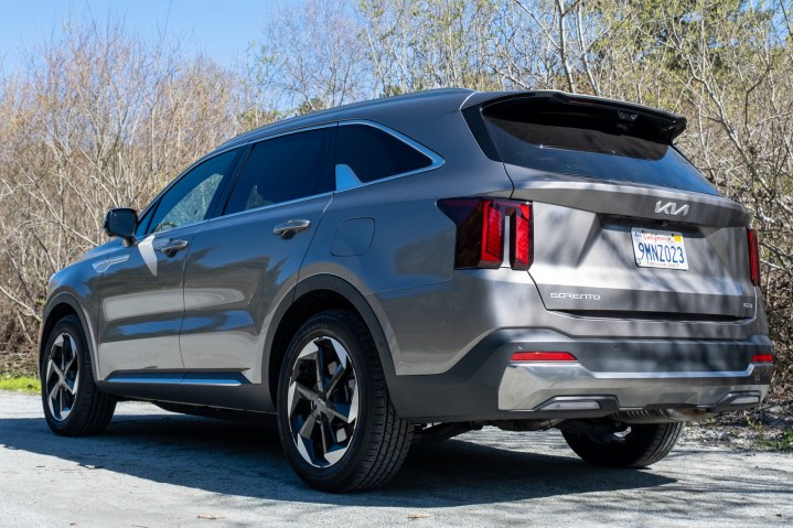2025 Kia Sorento phev arka açısı