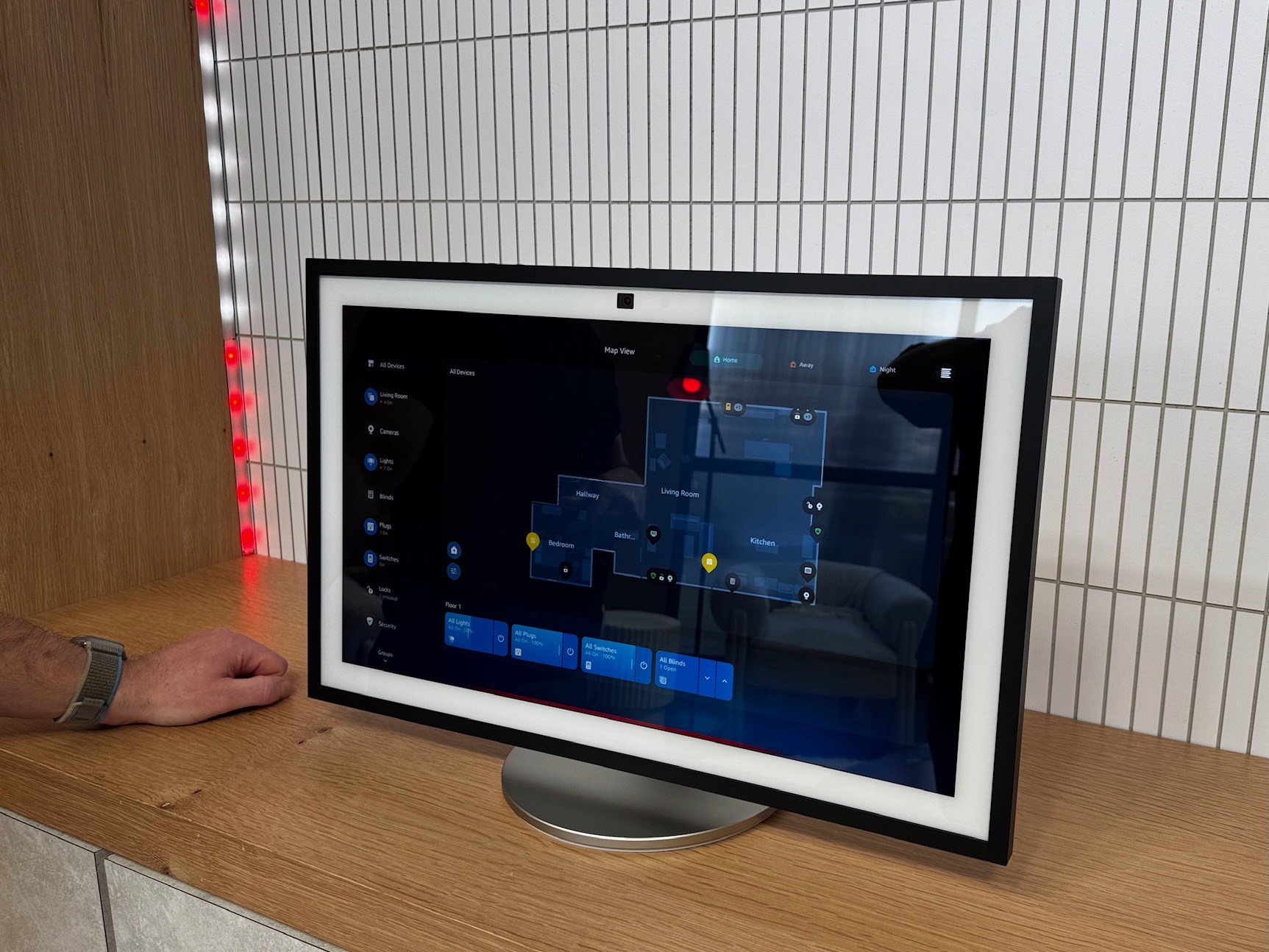 Yeni harita görünümü özelliği artık Echo Show 21 ve Echo Show 15 Smart ekranda.