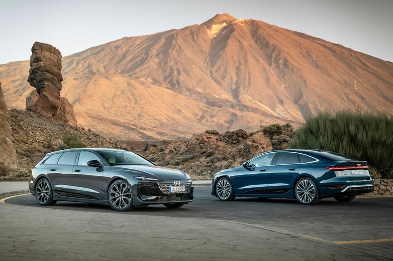 Tenerife'de Teide'nin önünde Audi A6 Avant E-Tron (sağ) ve Audi S6 Sportback E-Tron.
