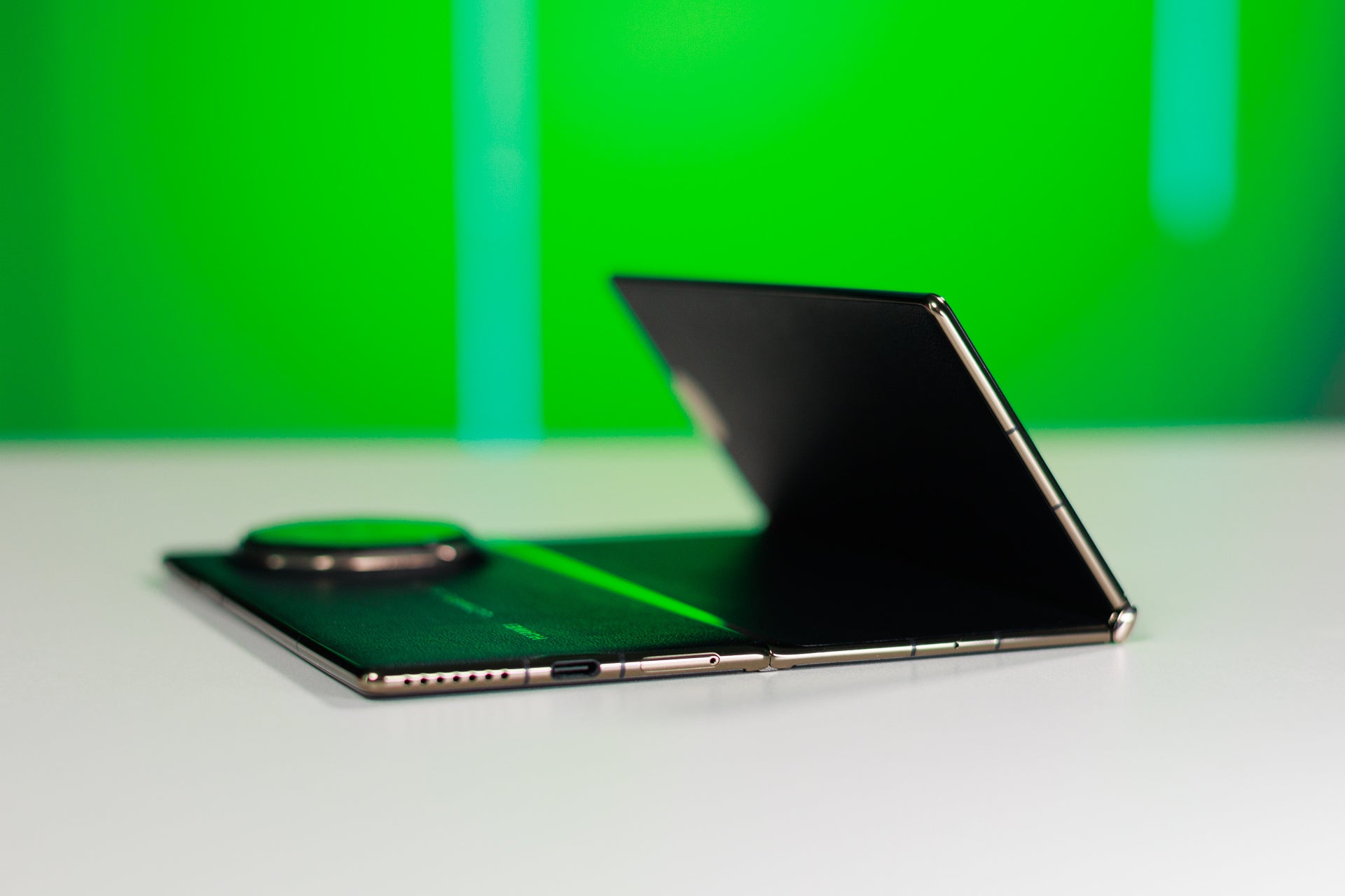 Image Kredisi - Phonearena - Huawei Mate XT, dünyanın ilk üç katına çıkabilir, şimdi küreselleşiyor