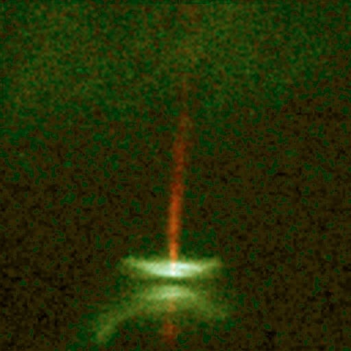 HH 30 Hubble tarafından görüldüğü gibi.
