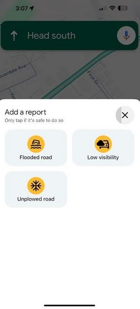 Google Haritalar'ın iOS sürümü artık kullanıcıların hava ile ilgili olayları bildirmesine izin verecek. | Image Credit-Phonearena-Neden söylentilen bir Google Haritalar-Waze kombinasyonu geçmeyecek