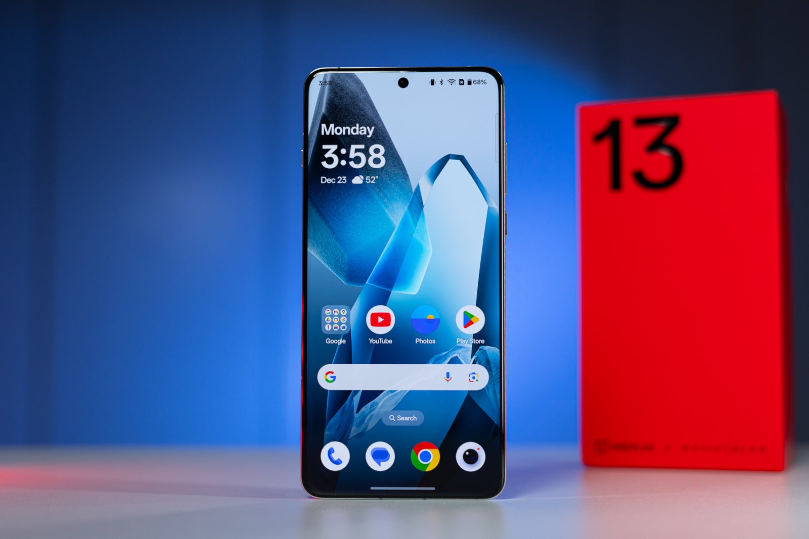 OnePlus akıllı telefon endüstrisindeki en büyük pili geliştiriyor