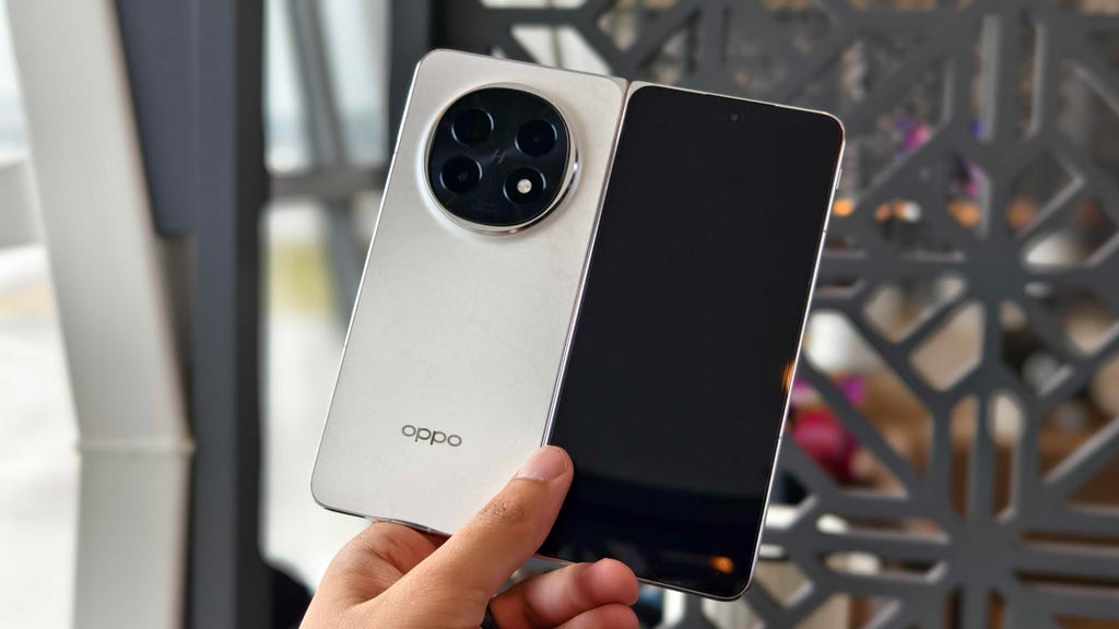 Oppo N5'i geri getirdi.