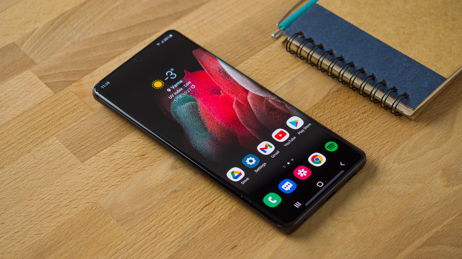 Samsung, Galaxy S21 serisi için aylık güncellemeleri yayınlamayı durduruyor