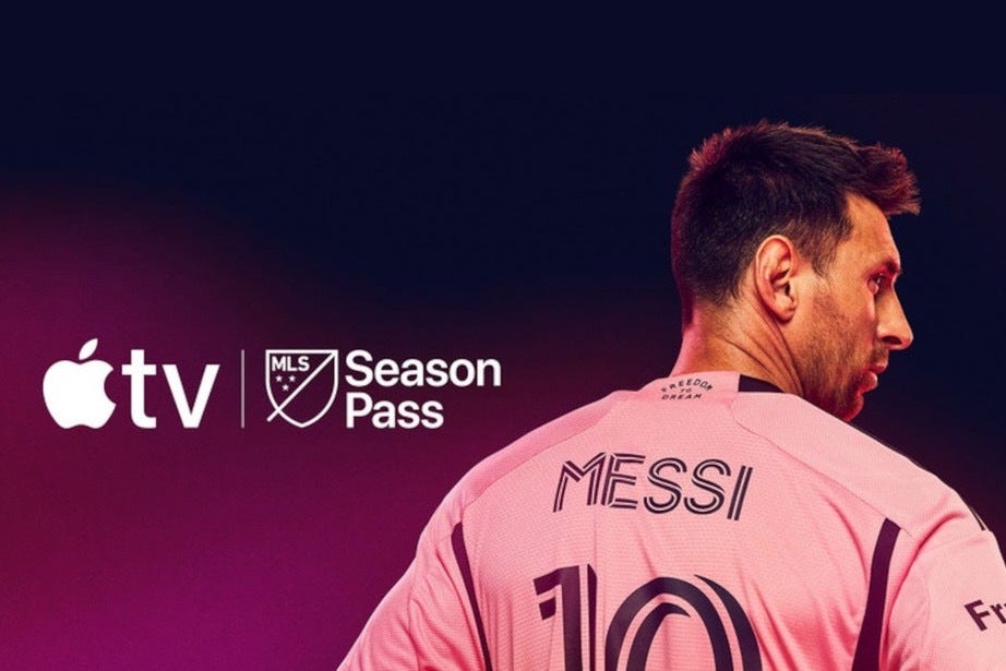 Jersey'in arkasını gösteren Lionel Messi'nin görüntüsü