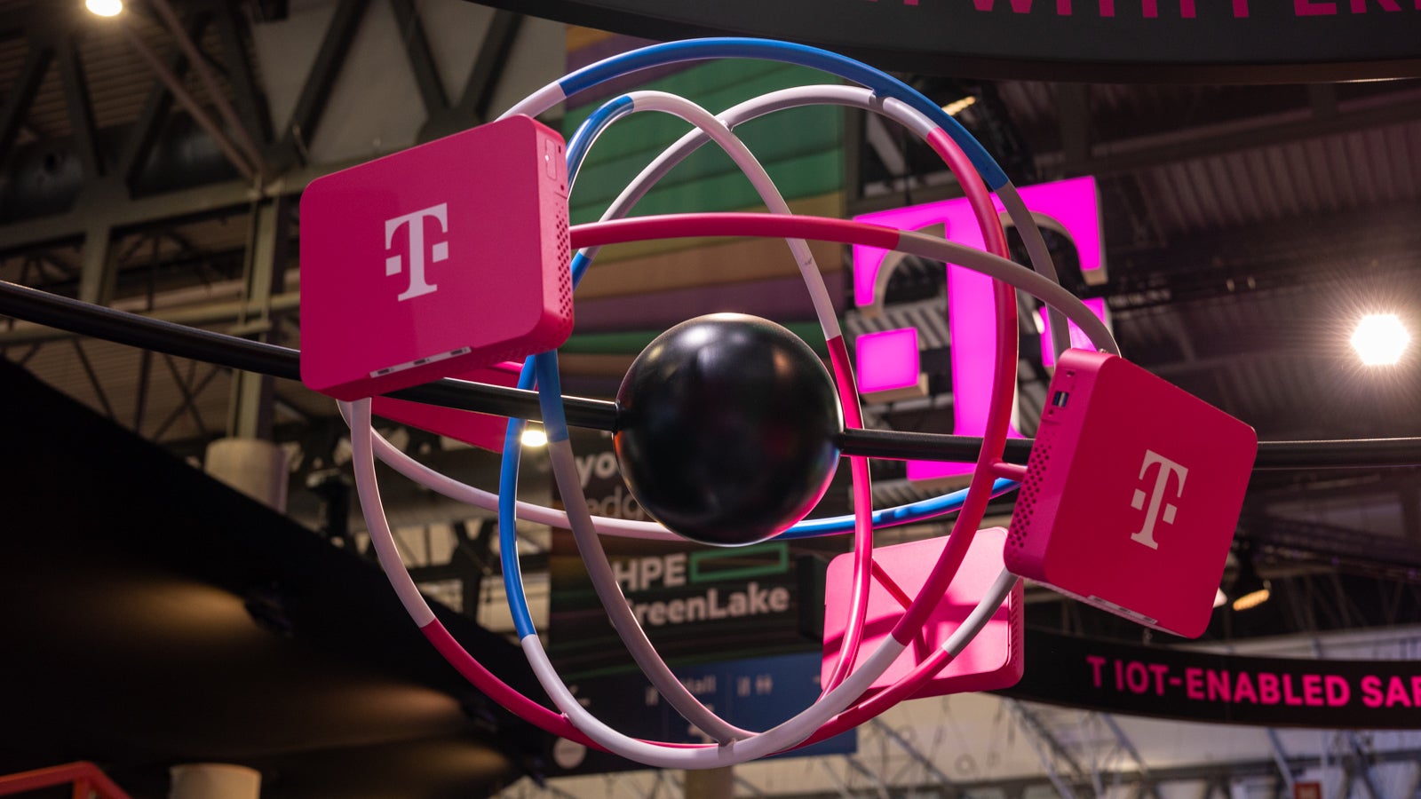 T-Mobile'ın ağı dünyanın en hızlı taçlandırdı