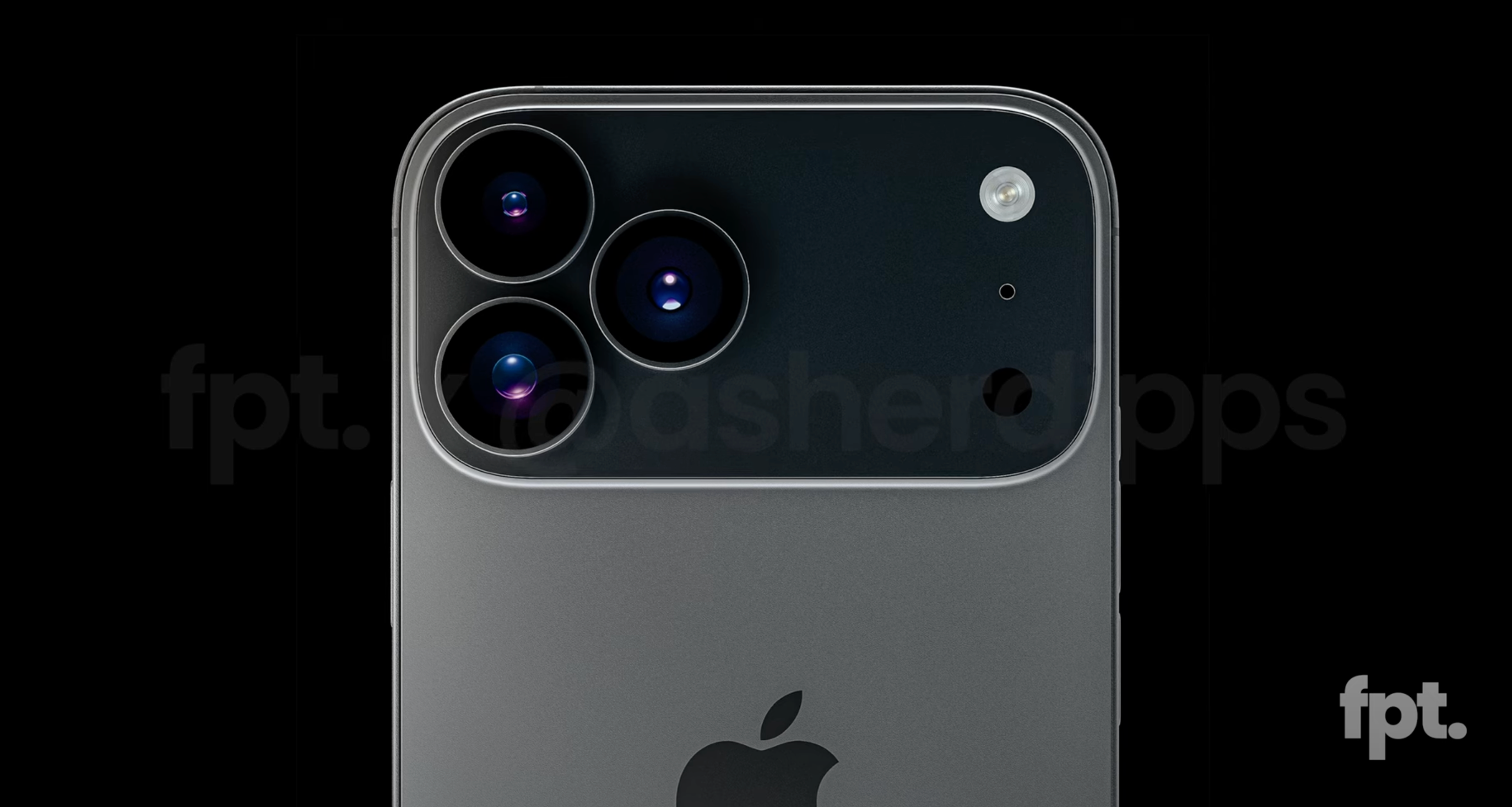 Üç kamera lensi ve bir flaş gösteren bir iPhone'un arka kamera modülünün bir yakın çekimi.
