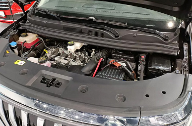 Rusya'da Toyota Alphard Analogunu 8 vitesli “otomatik” ve sadece 5.5 milyon ruble ile serbest bırakmaya başlayacaklar. Sollers SP7 minivan canlı fotoğraflarda gösterildi