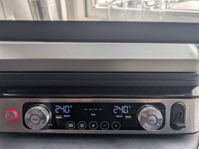 Braun Multigrill 9 Pro'nun sergilenmesinde tüm önemli bilgileri göreceksiniz