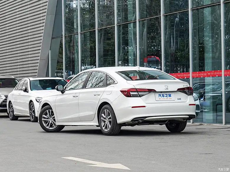 Honda Civic 2025: 203 HP tarafından sunuldu ve bir e-cvt kutusu