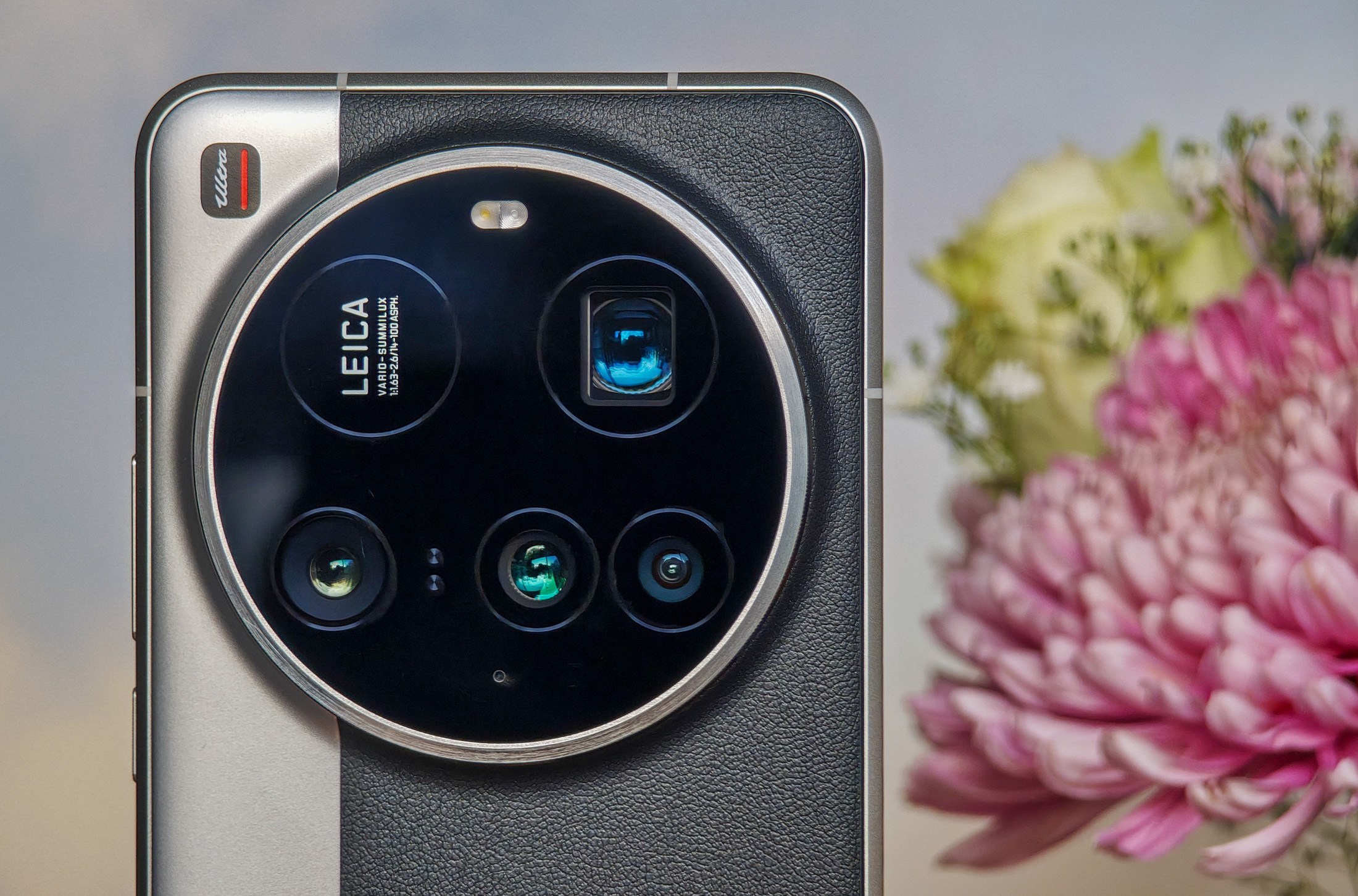 Xiaomi 15 Ultra Kamera Modülünün Fotoğrafı
