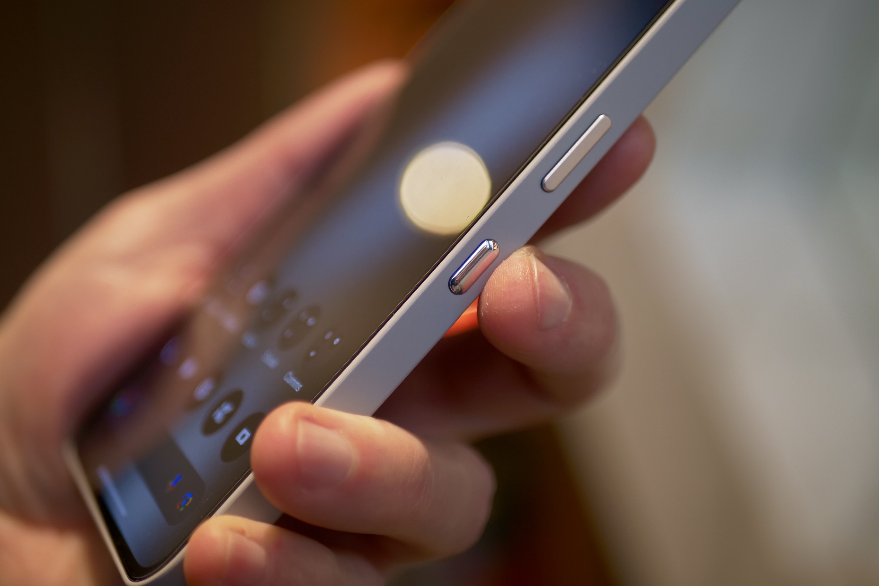 Hiçbir şey telefon 3A Pros esansiyel uzay anahtarı.