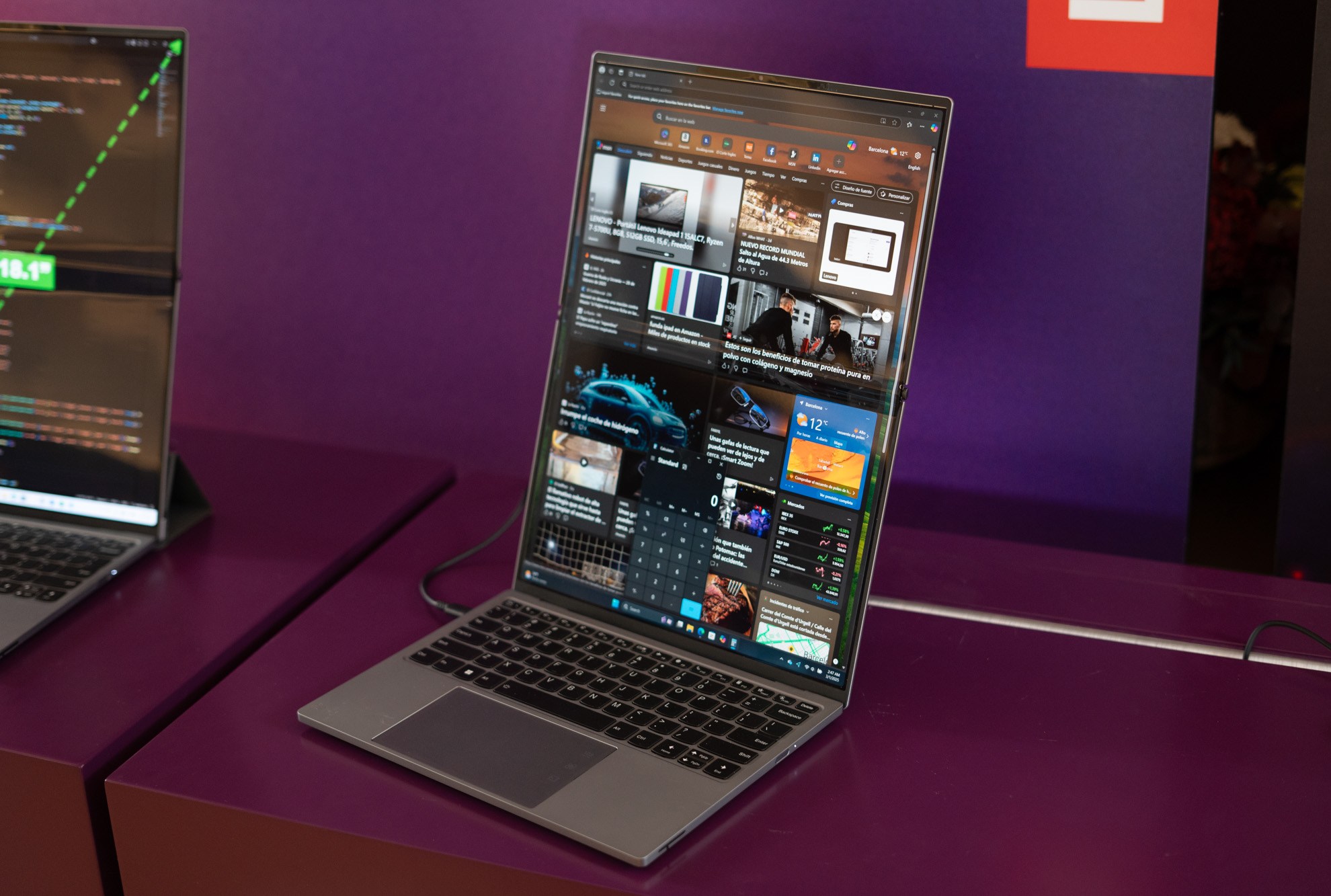 Lenovo Thinkbook Flip Concept