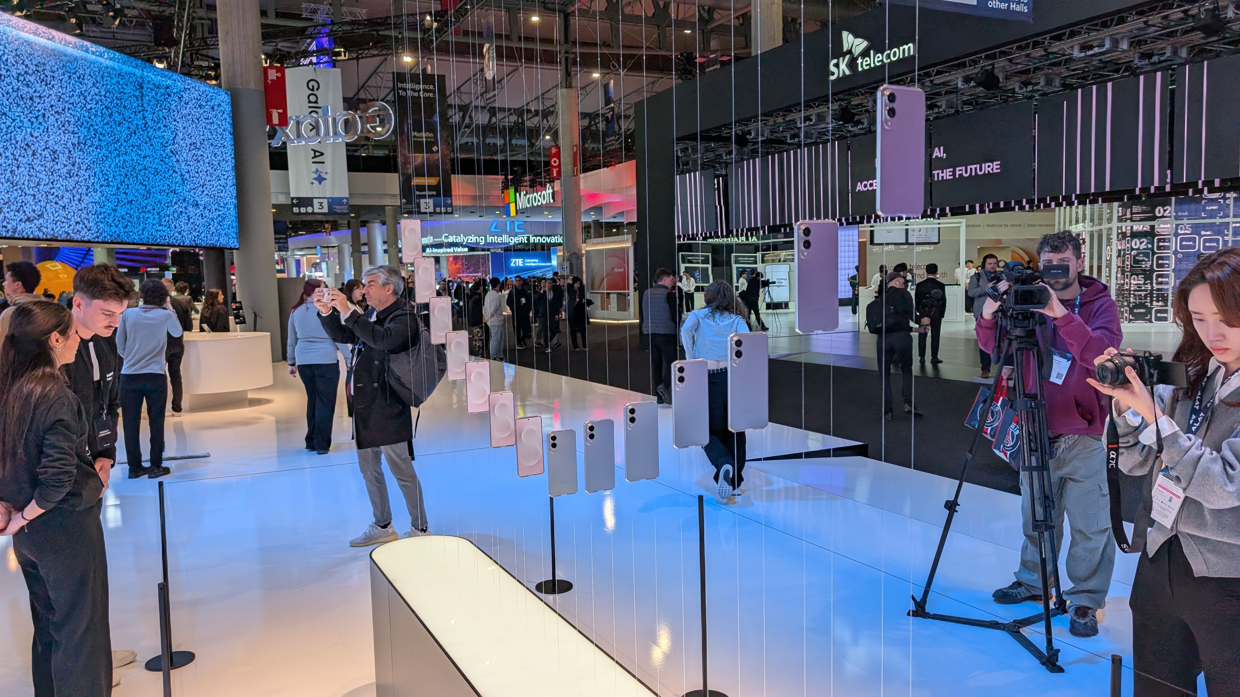 MWC 2025'te Samsung Galaxy S25 Edge