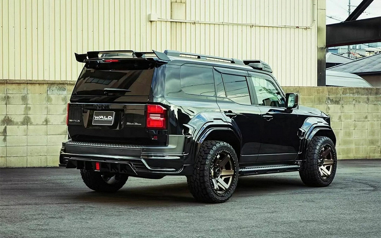 Toyota Land Cruiser Prado 250 Black Bison Edition