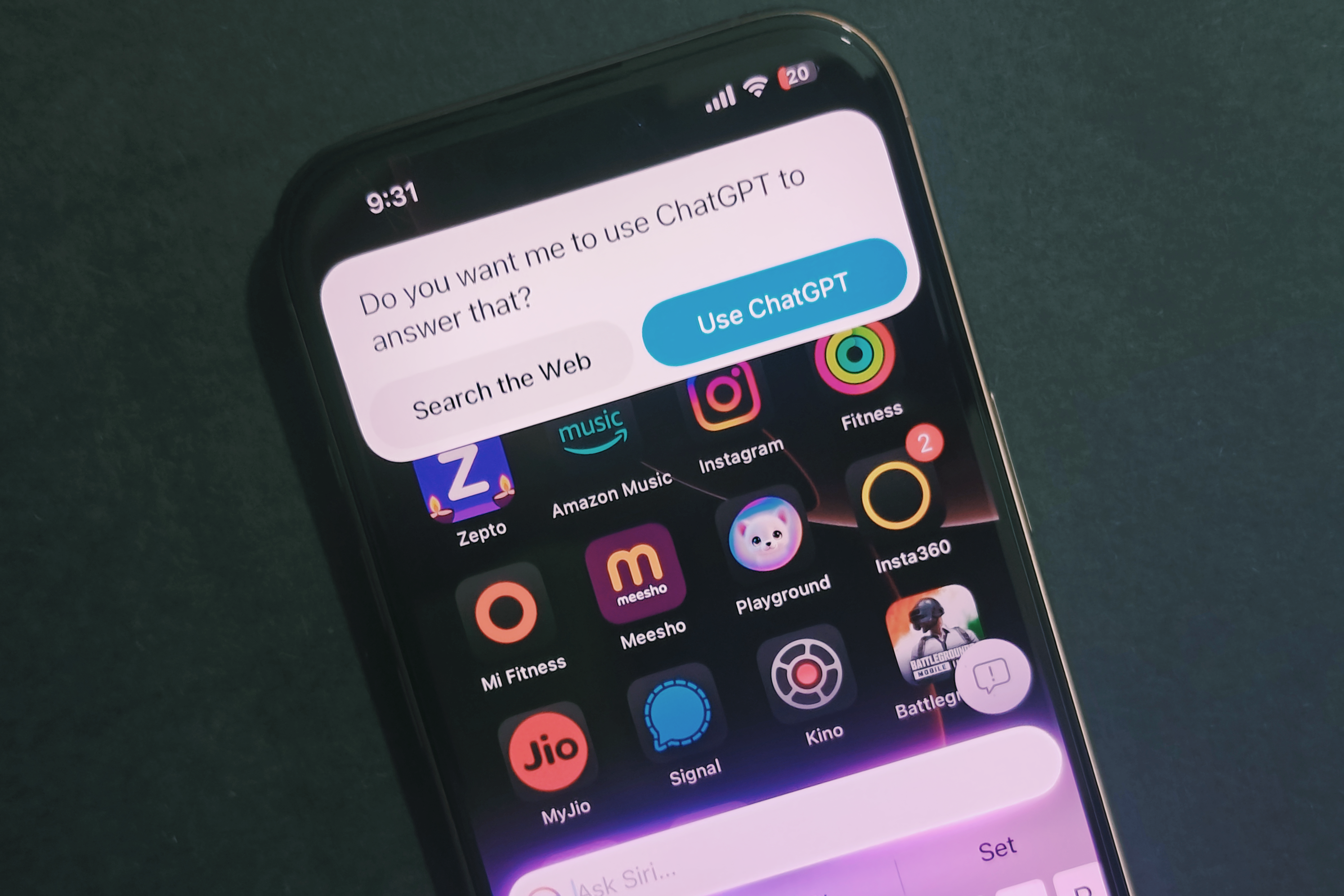 İPhone'da Chatgpt ve Siri entegrasyonu.