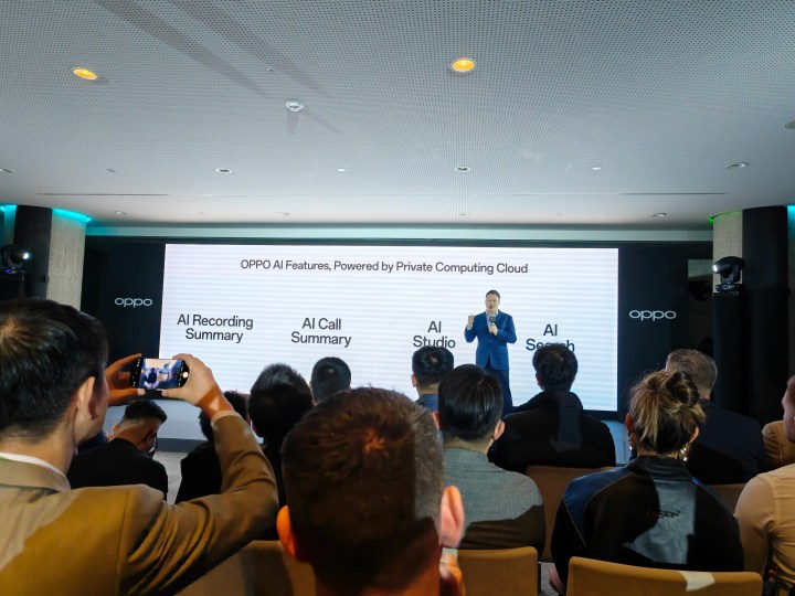 AI Çeviri dahil Oppo AI'nın farklı özellikleri