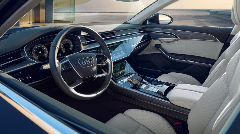 Rusya'daki en pahalı Audi bir sedan. Rusya'da Audi A8 Horch 2025'i satmaya başladılar