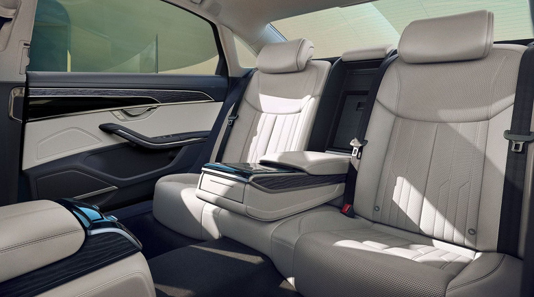 Rusya'daki en pahalı Audi bir sedan. Rusya'da Audi A8 Horch 2025'i satmaya başladılar