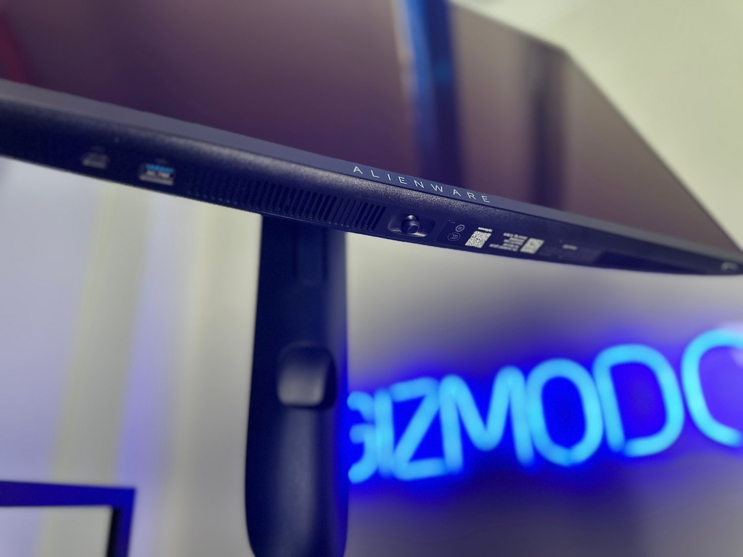 Alienware QD OLED Monitör