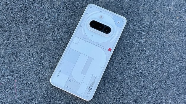 Hiçbir şey telefon 3a geri