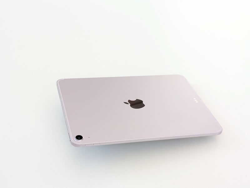 Apple iPad Air M3 11 '', 2025, Ph. Moctar Kane.