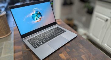 Toxedo Infinitybook Pro 14 Gen9 Testi: MacBook'un Linux'taki rakibi!