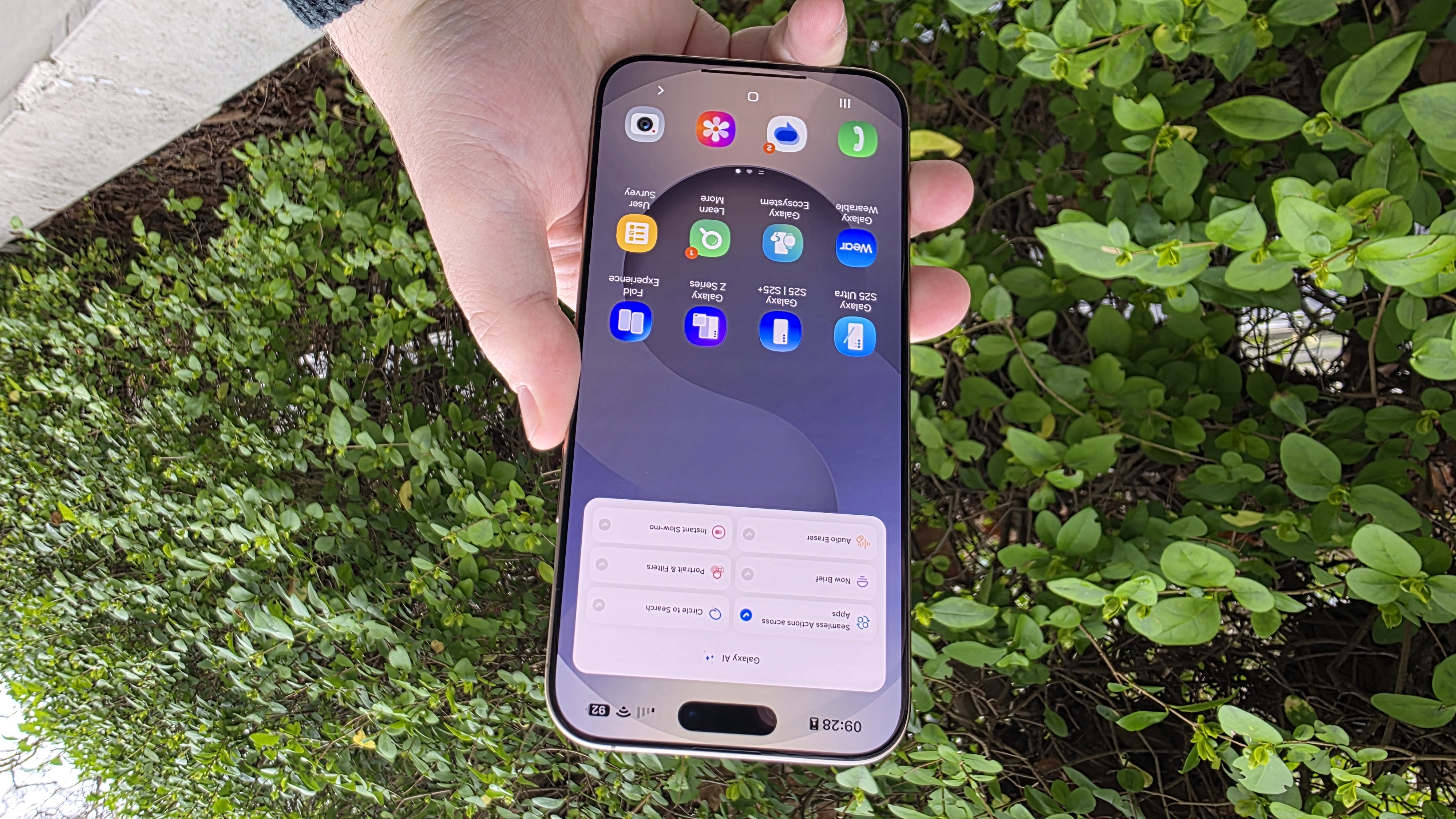 İPhone 16 Pro Max'te Galaxy ana ekranını deneyin