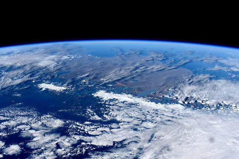 400 km yükseklikten dünyanın muhteşem görüntüleri. Roscosmos yeni bir ISS seçimi gösterdi