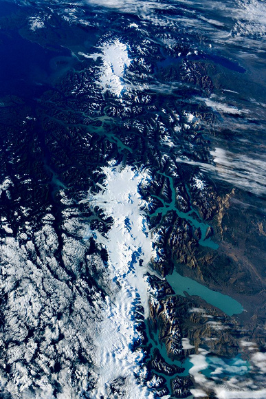 400 km yükseklikten dünyanın muhteşem görüntüleri. Roscosmos yeni bir ISS seçimi gösterdi