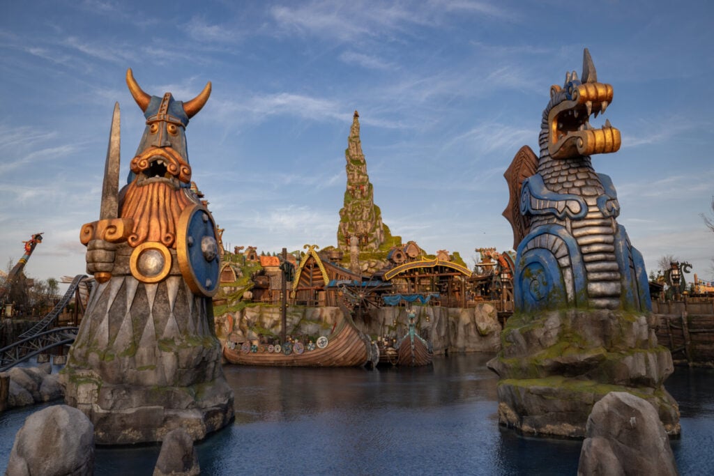 Universal Epic Universe'de Ejderha Adası Berk'inizi Nasıl Eğitirsiniz