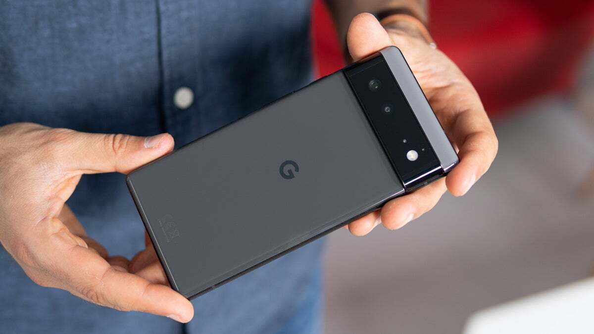 Pixel 6 kamera çubuğunu tanıttı. | Resim Kredisi - Phonearena - Yeni doğan Pixel 9A, aklı başında tasarıma geri döner ve 2026'da Pixel 11 de