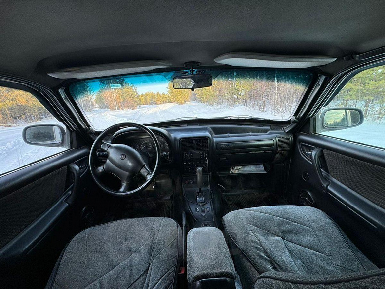 Rusya'da nadir bir Volga, Toyota Land Cruiser Prado'dan “yerli” bir motorla satılıyor - sadece 1,2 milyon ruble