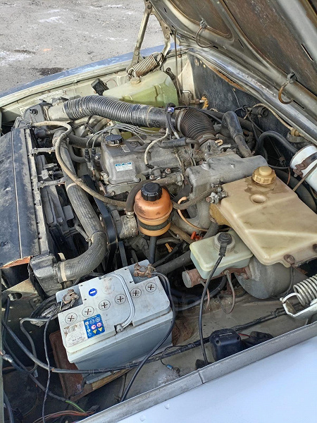 Rusya'da nadir bir Volga, Toyota Land Cruiser Prado'dan “yerli” bir motorla satılıyor - sadece 1,2 milyon ruble