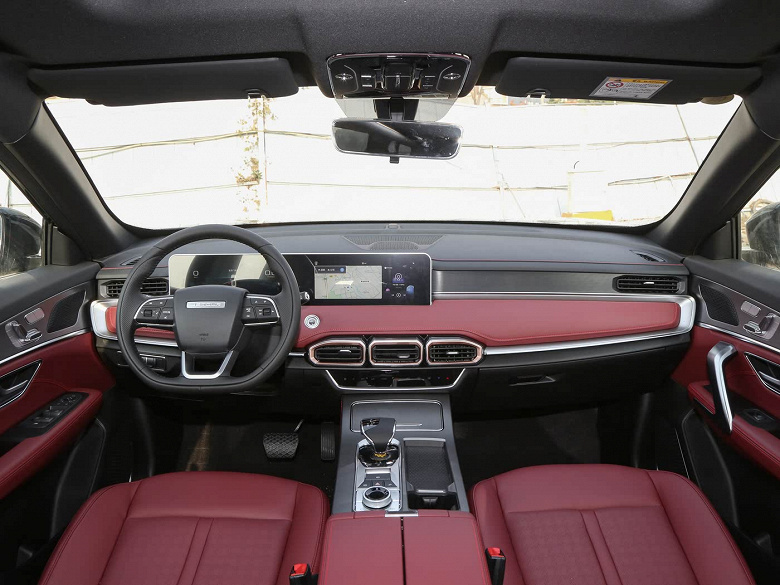 102.9 bin yuan (1.21) milyon ruble için Cheri'den yeni 7 kişilik crossover: Sunulan Jetour X70 Plus Champion Edition 2025