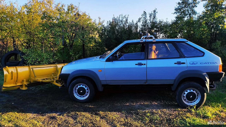 Dört tekerlekten çekişli ve Peugeot motorlu en nadir Vaz-2109 Tarzan, sadece 900 bin ruble satışa sunuldu