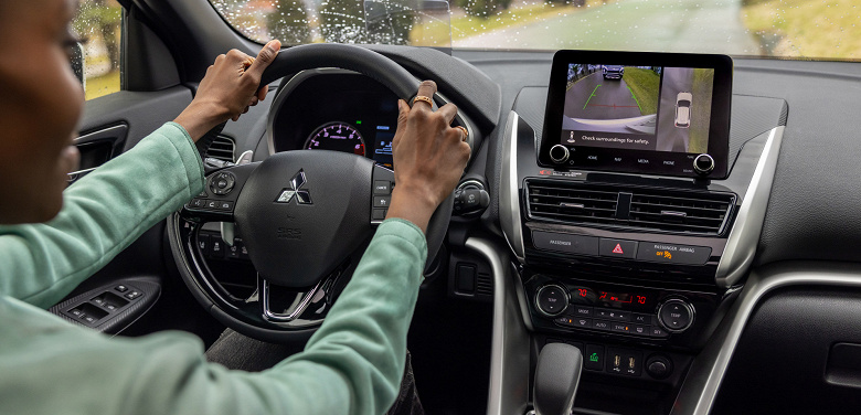 Tam tekerlekten çekişli bir Mitsubishi crossover - 3.45 milyon ruble. Mitsubishi Eclipse Cross 2025, Rusya'da sipariş verilebilir