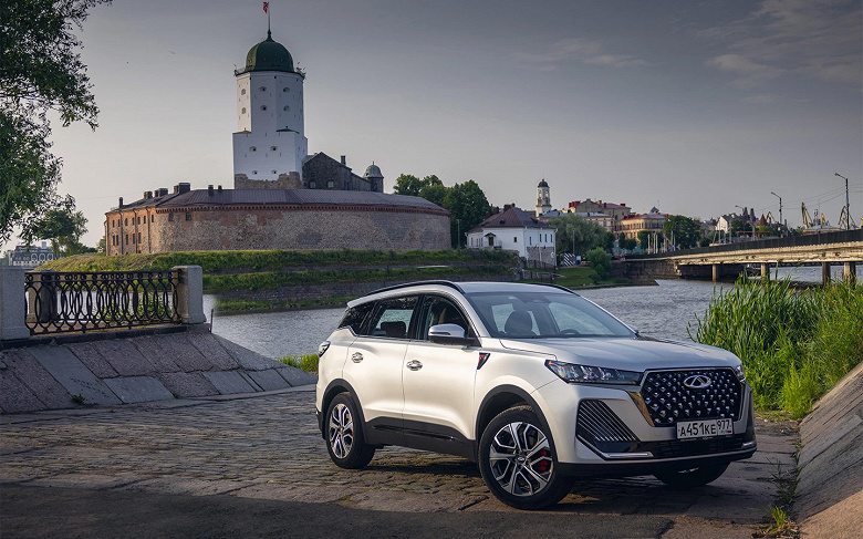 Geely Monjaro ve Chery Tiggo 7 Pro Max taksitlerle satmaya başladı - bunun için bunun için bir indirim bile alabilirsiniz