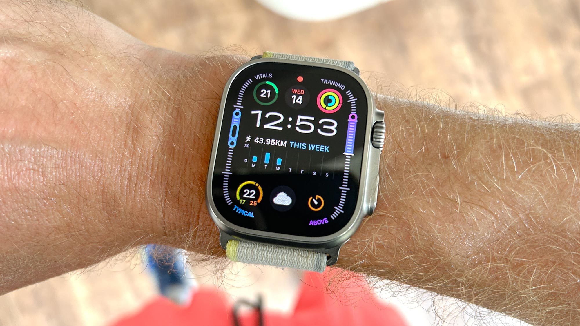 Apple Watch Ultra 2 eğitim yükünü gösteren