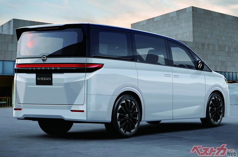 Bekle, Toyota Alphad. Nissan, dik bir tasarıma ve geliştirilmiş bir hibrit enerji santraline sahip tamamen yeni bir Elgrand minivan hazırlıyor