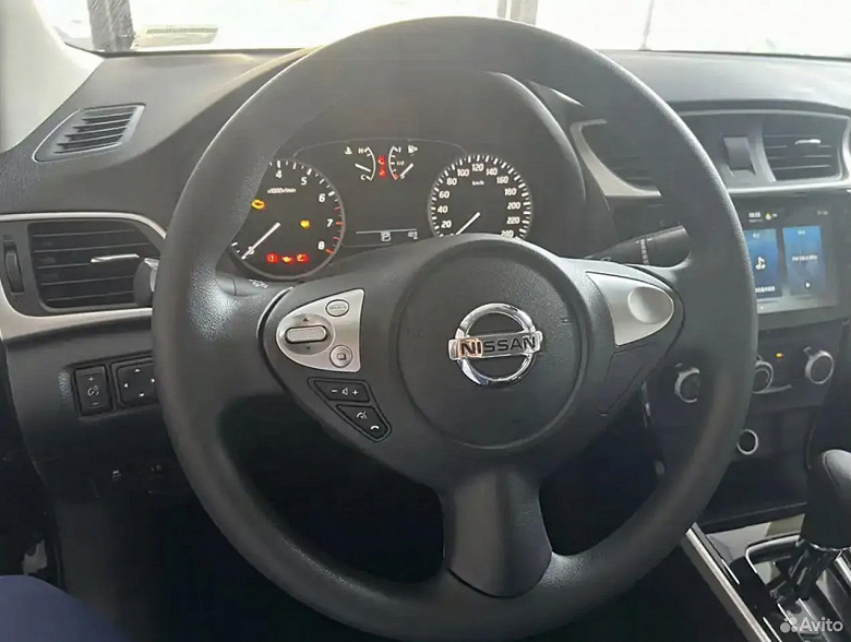 Rusya'da Nissan Sylphy 2025 satılmaya başladı - 2.1 milyon ruble. Daha önce, bu tür arabalar Rusya'da üretildi