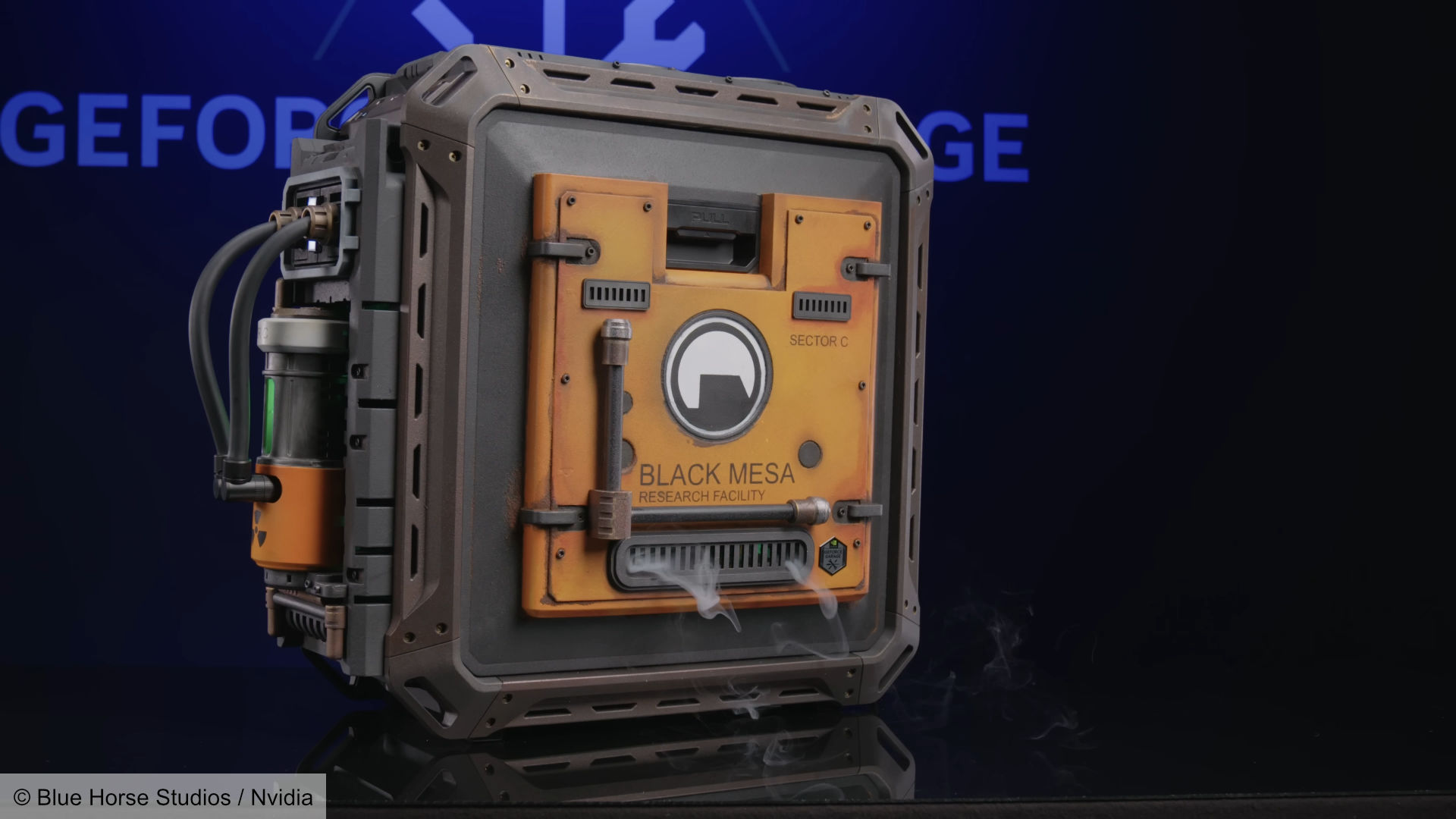 yarılanma-2-oyun-pc-back-panel Arka panelden duman yayan yarı ömürlü 2 oyun bilgisayarı
