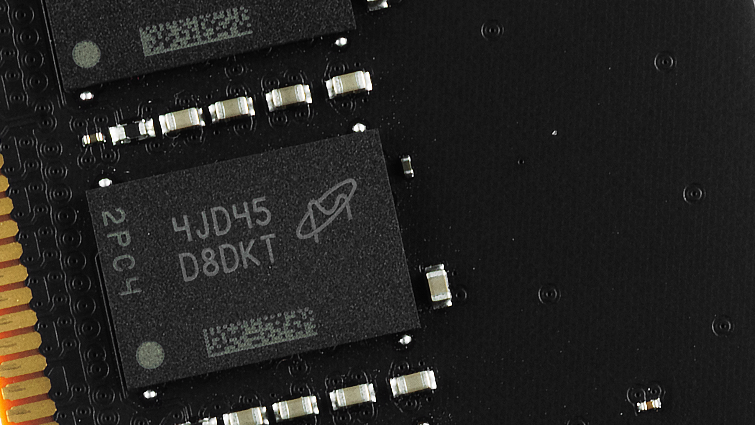Çok önemli Cudimm DDR5-6400 C52