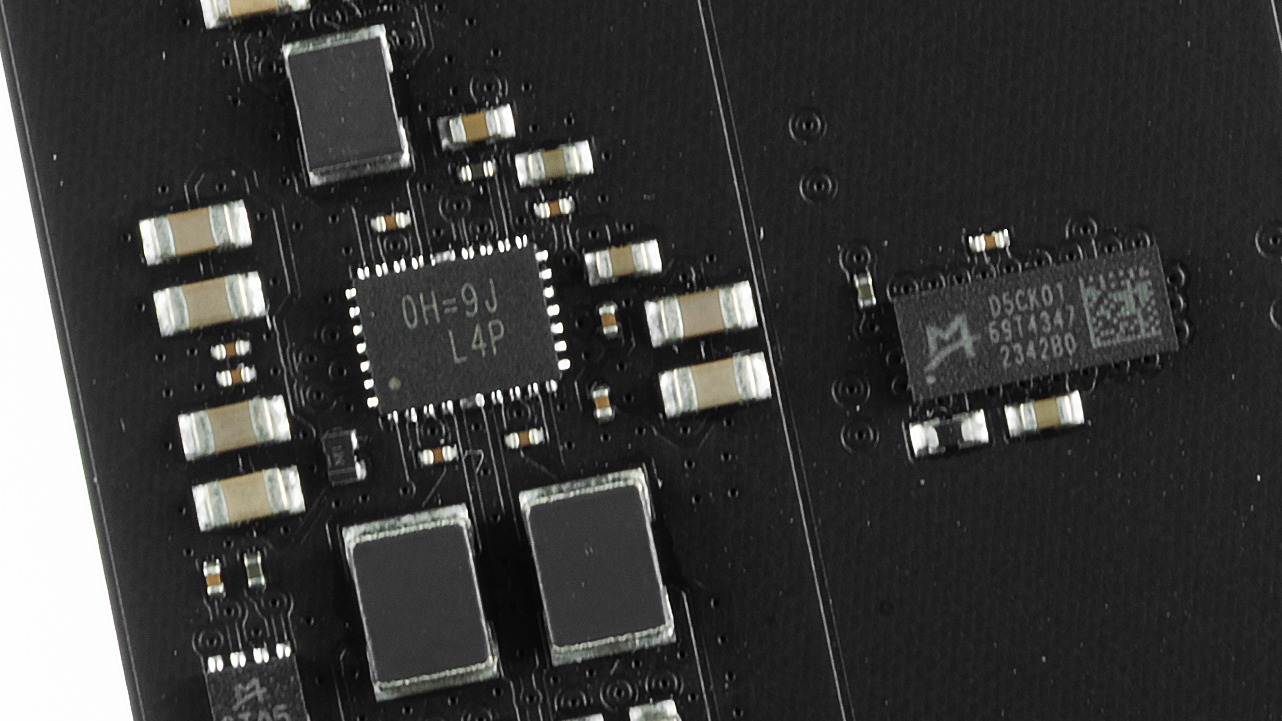 Çok önemli Cudimm DDR5-6400 C52