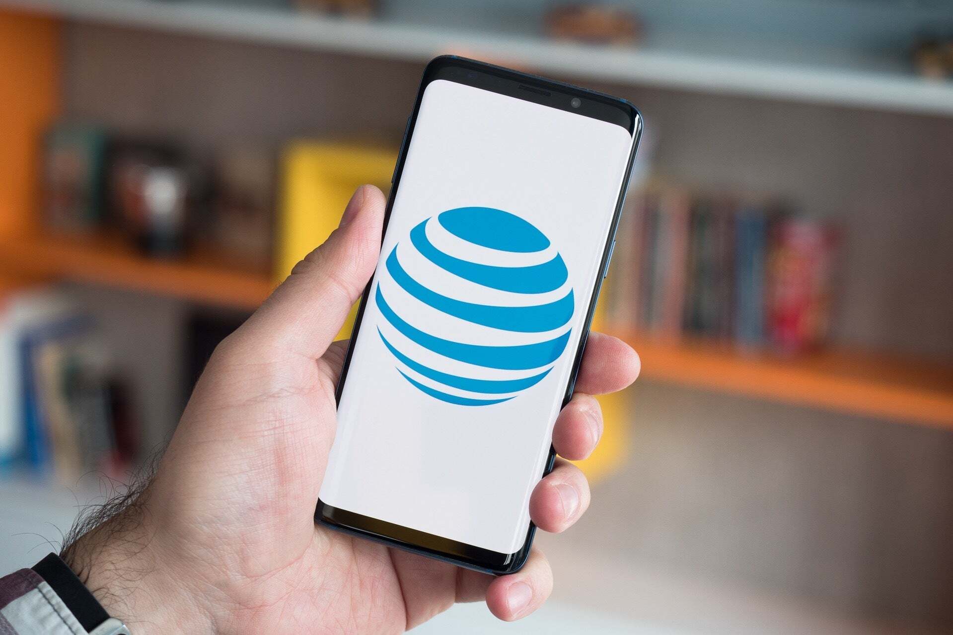 Resim Kredisi - Phonearena - AT&T kapınızı çalıyor ve daha ucuz planlar sunuyor musunuz? Muhtemelen gerçek olamayacak kadar iyi